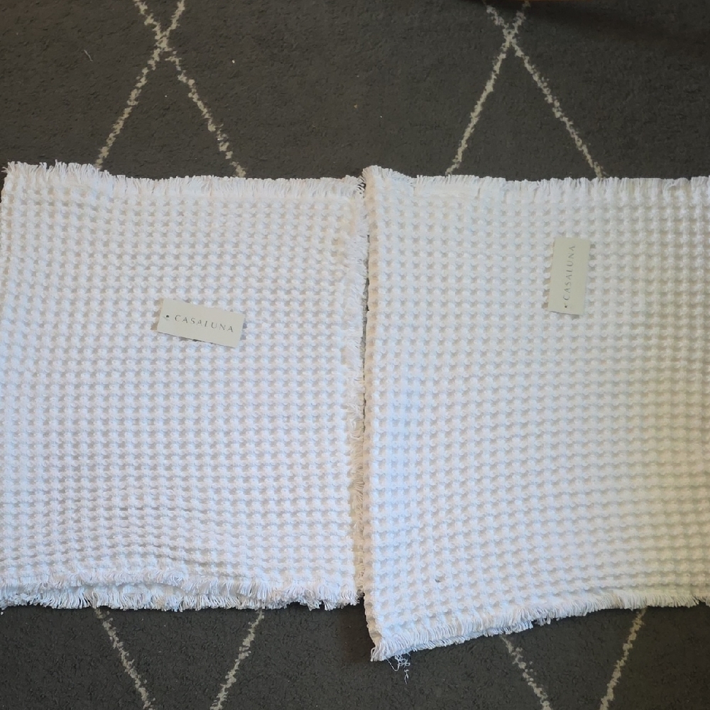 Casaluna White Waffle Weave Bath Mat Duo